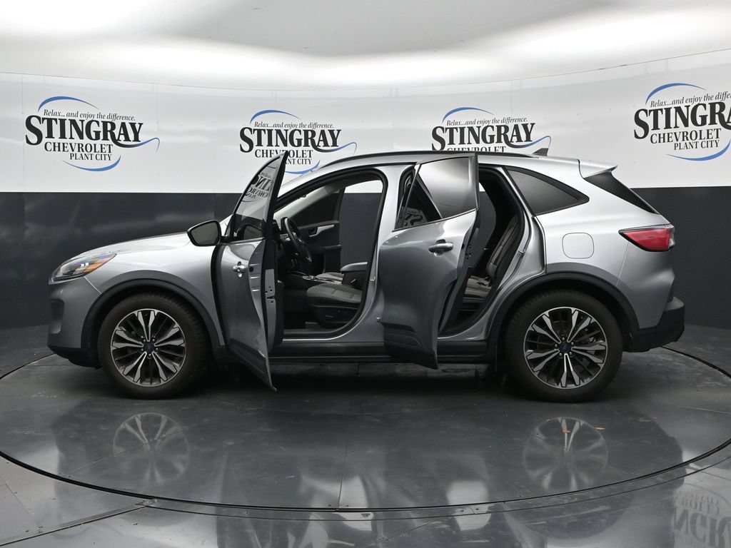 Used 2022 Silver Ford SE image 46