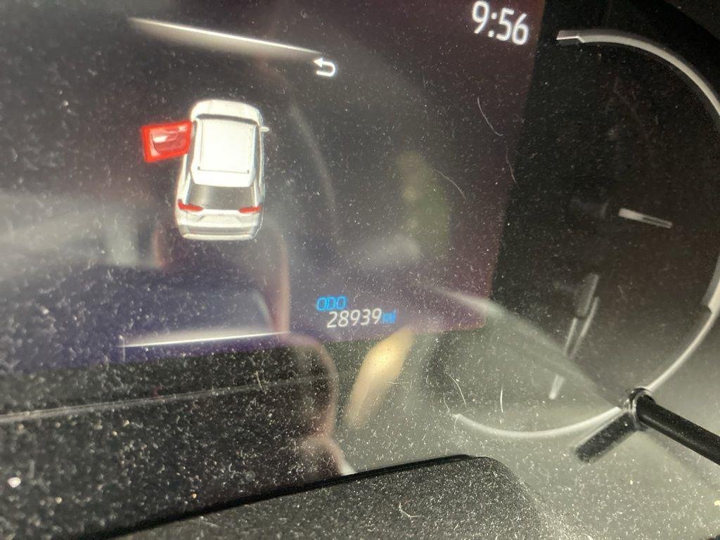 Used 2023 Ice Toyota LE image 10