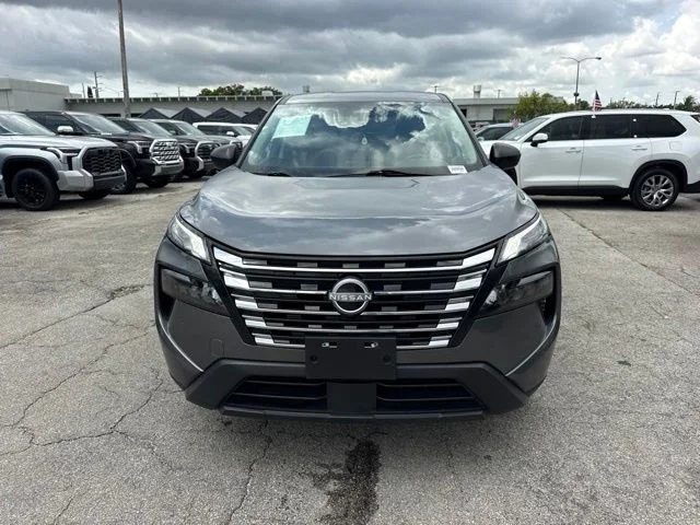 Used 2024 Gray Nissan S image 16
