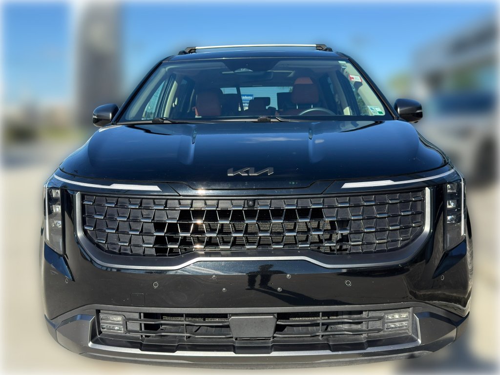 Used 2025 Aurora Black Pearl Kia SX image 2