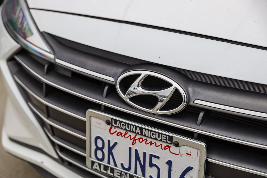 Used 2019 White Hyundai Value Edition image 5