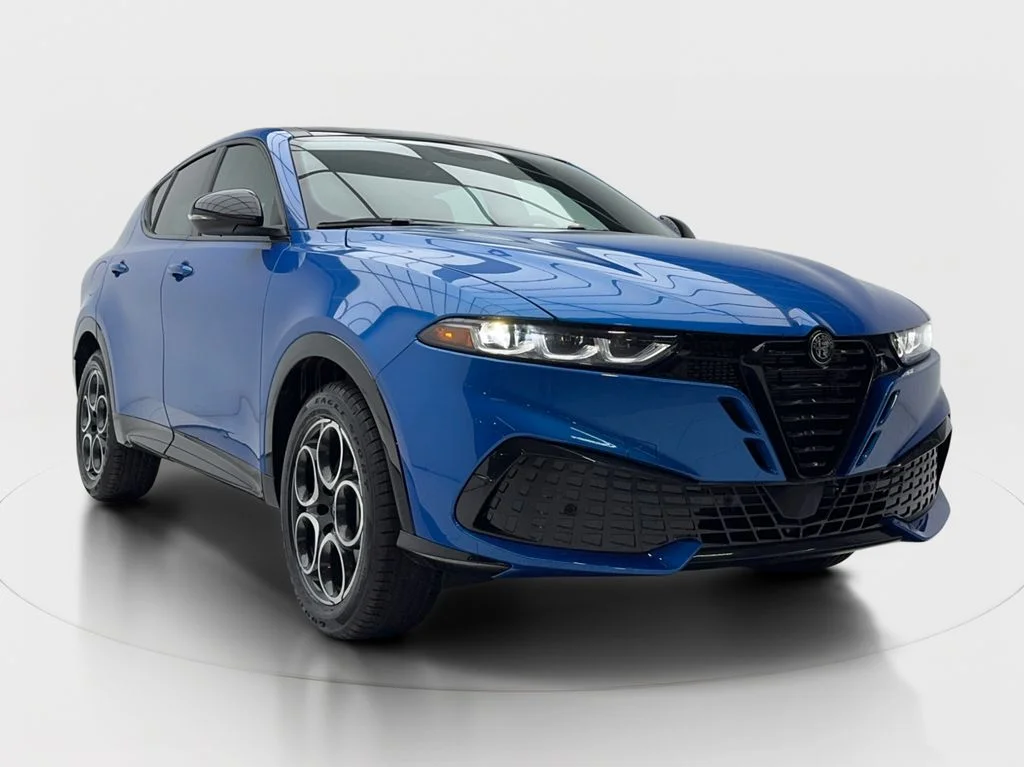 New 2026 Blue Alfa Romeo Base image 2