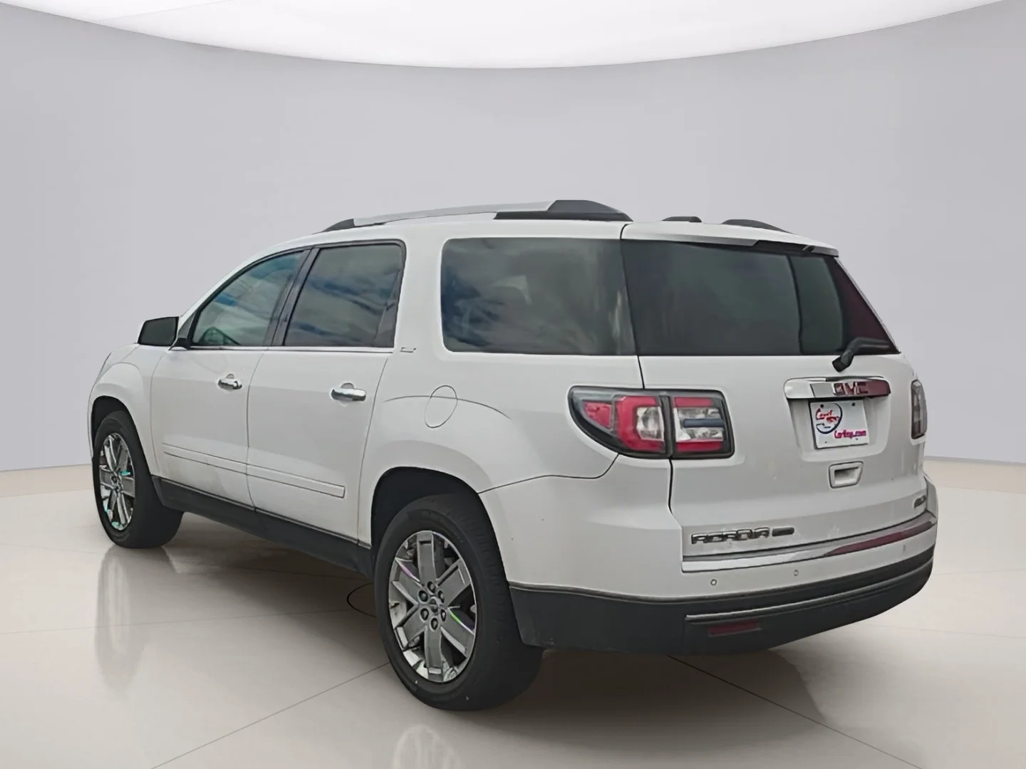 Used 2017 White Gmc LIMITED image 3