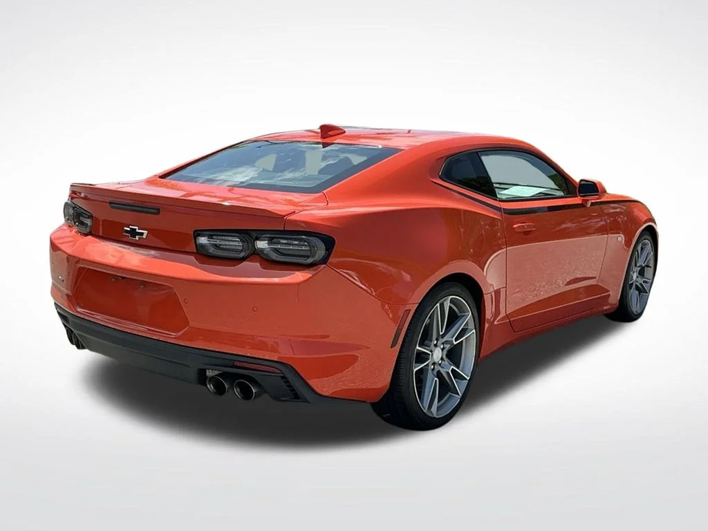 Used 2019 Orange Chevrolet 3LT image 11