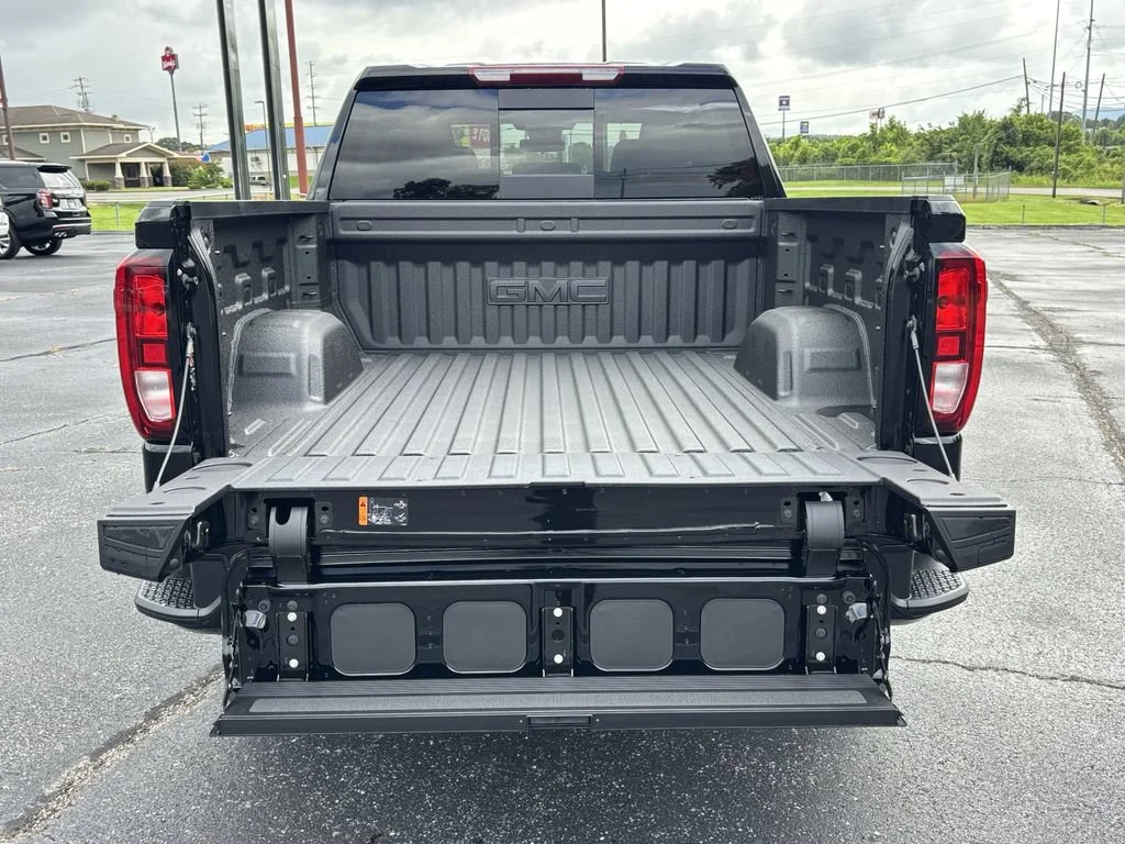 New 2026 Onyx Black GMC Elevation image 9