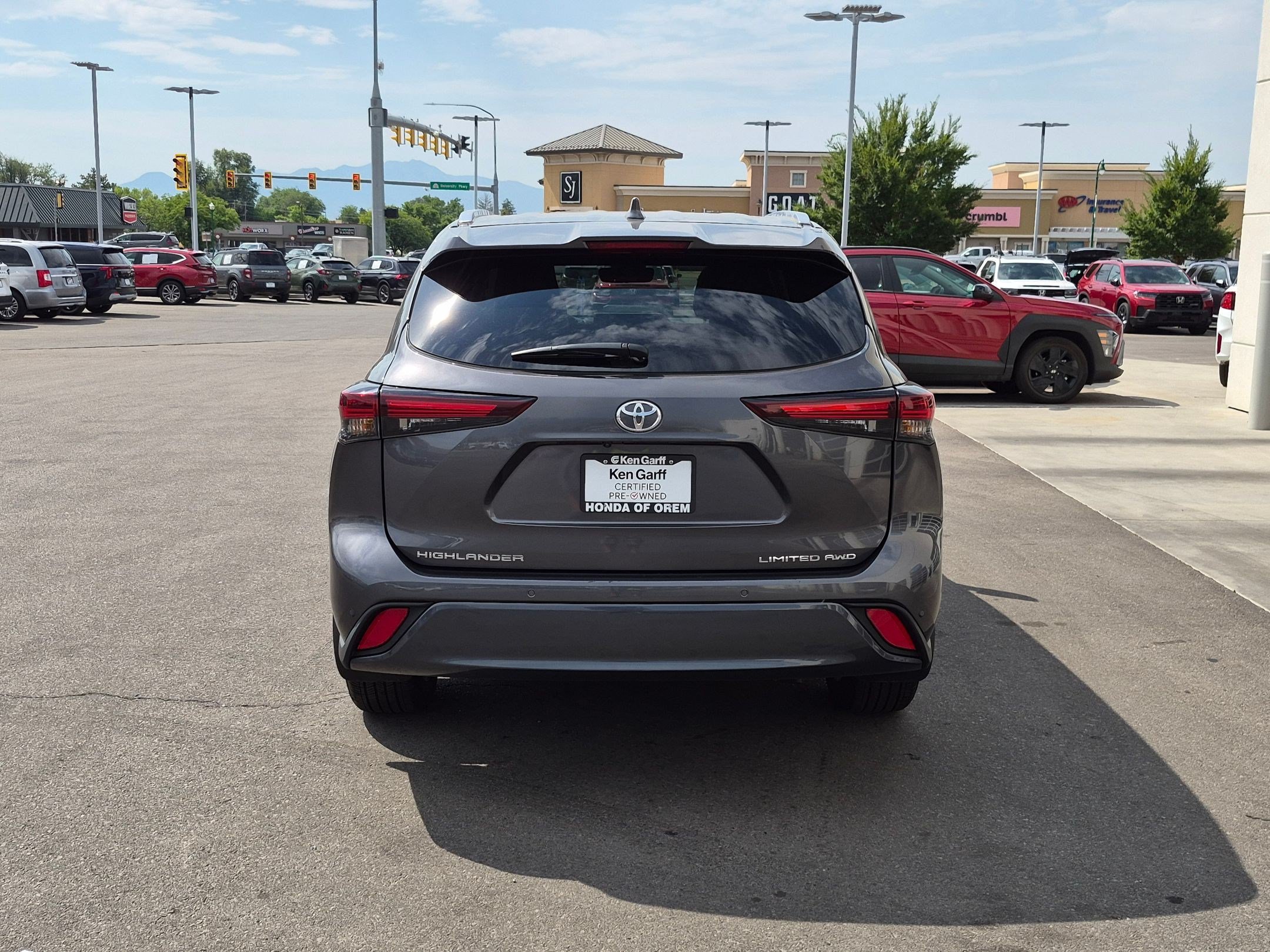 Used 2025 Magnetic Gray Metallic Toyota Limited image 4