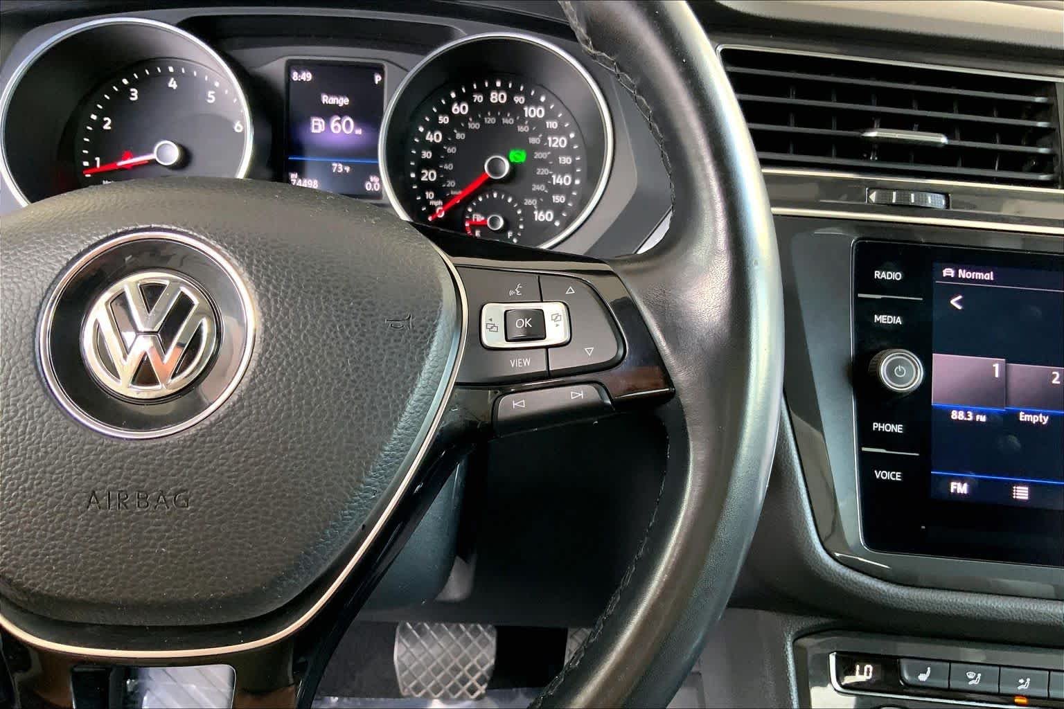 Used 2019 Cardinal Red Metallic Volkswagen SE image 25