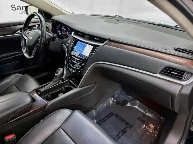 Used 2019 Black Cadillac Luxury image 31