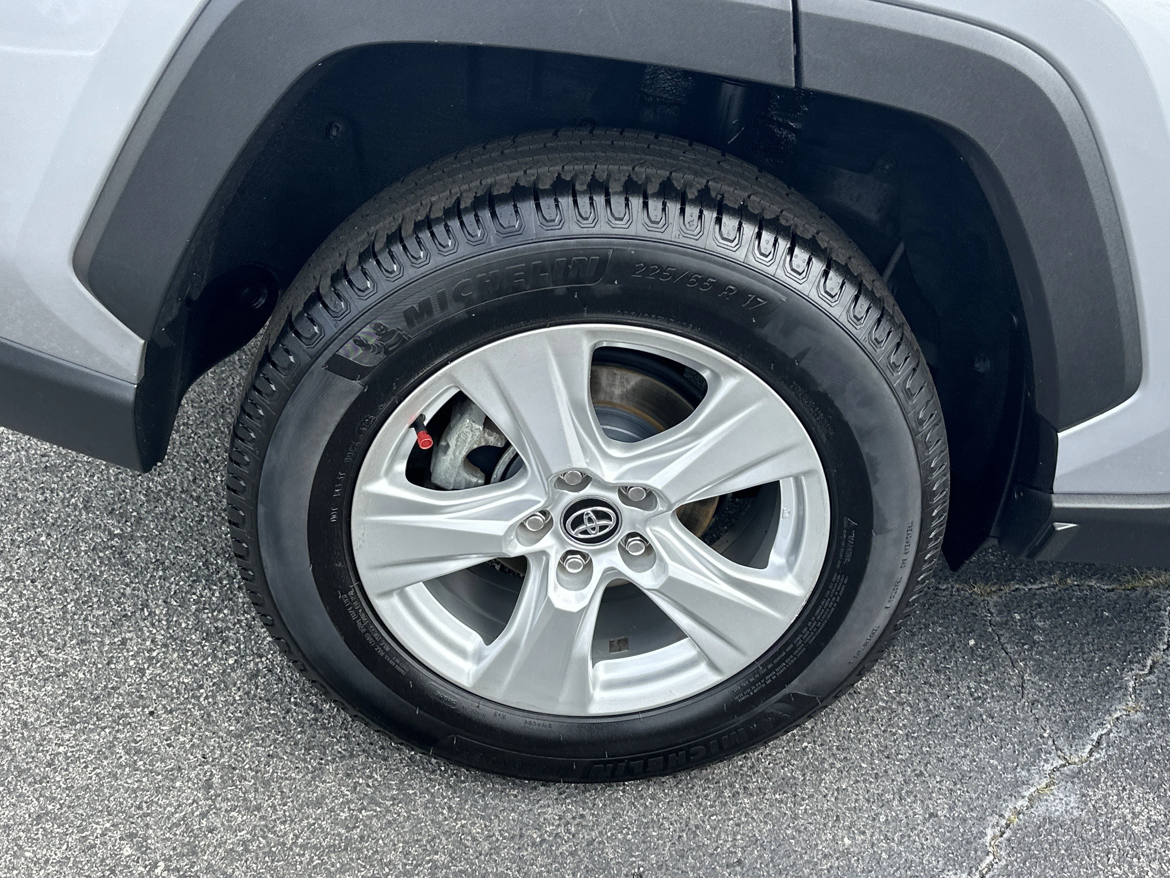 Used 2020 Silver Sky Metallic Toyota XLE image 19