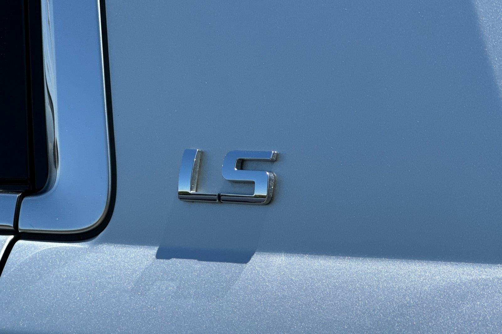 Used 2016 Silver Ice Metallic Chevrolet LS image 26