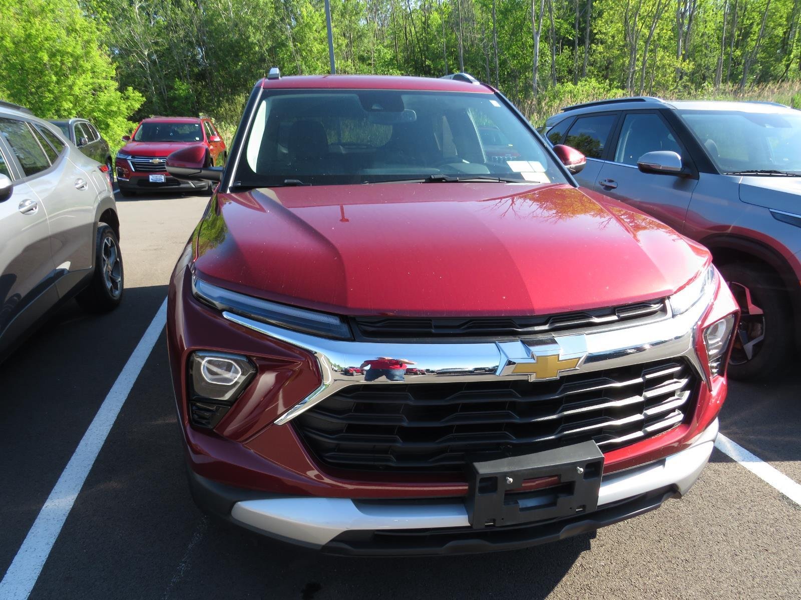 Used 2024 Crimson Metallic Chevrolet LT image 4