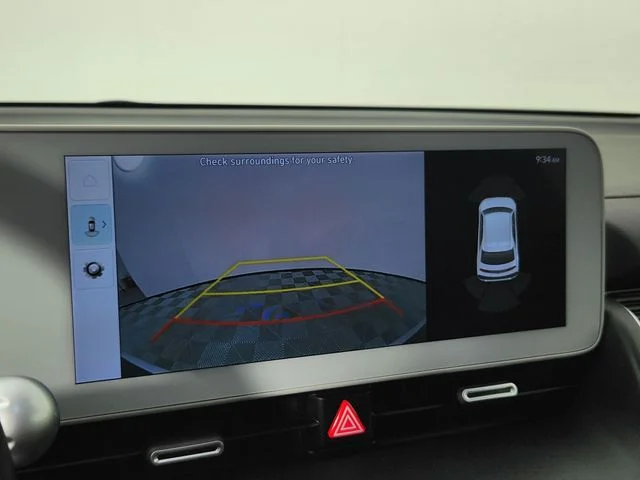 Used 2024 Gold Hyundai SEL image 26