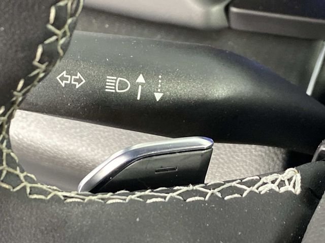 Used 2025 White Jeep Altitude X image 17
