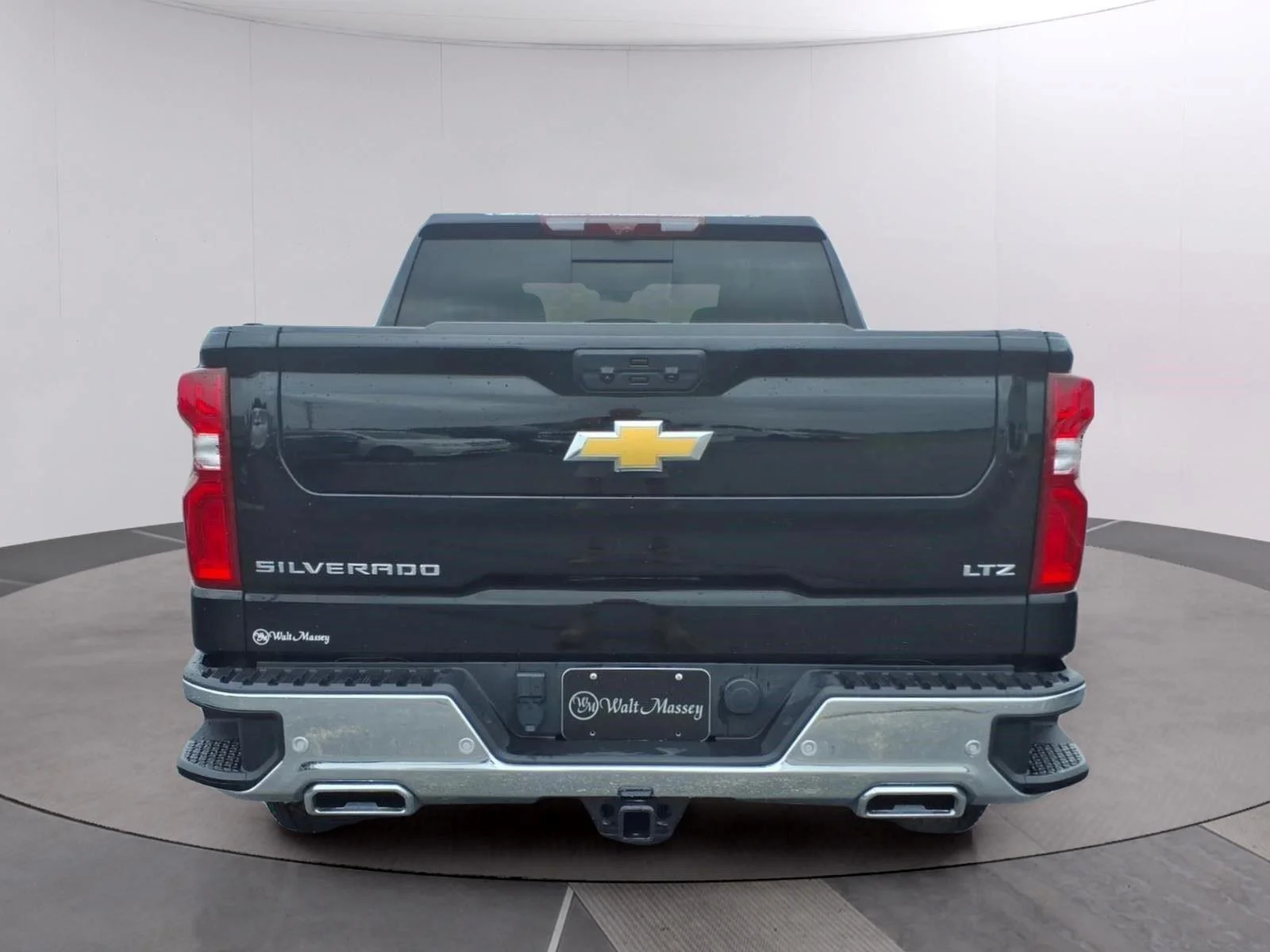Used 2025 Black Chevrolet LTZ image 4