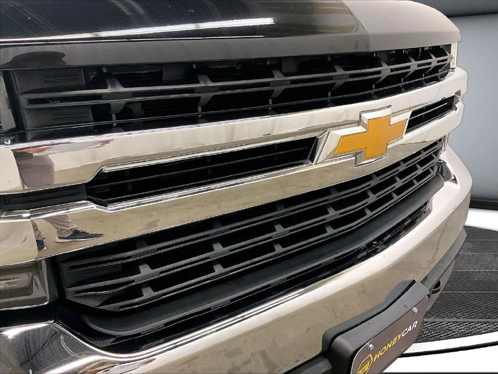 Used 2019 Black Chevrolet LT image 32