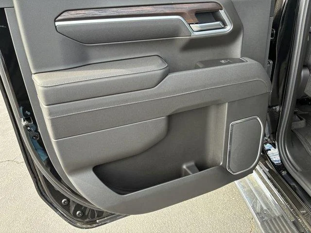 2026 GMC Sierra 1500 SLT - Photo 15