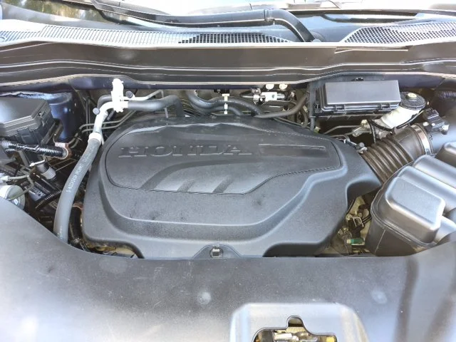 Used 2017  Honda RTL-T image 16