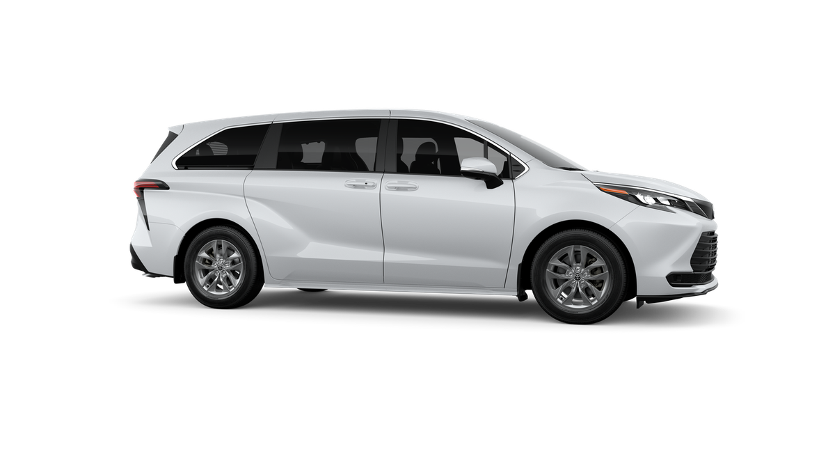 New 2026 Ice Cap Toyota LE image 13