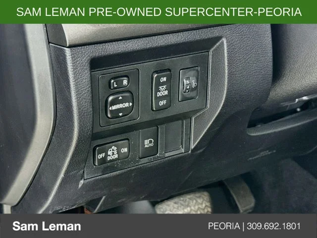 Used 2021 Silver Toyota SR5 image 10