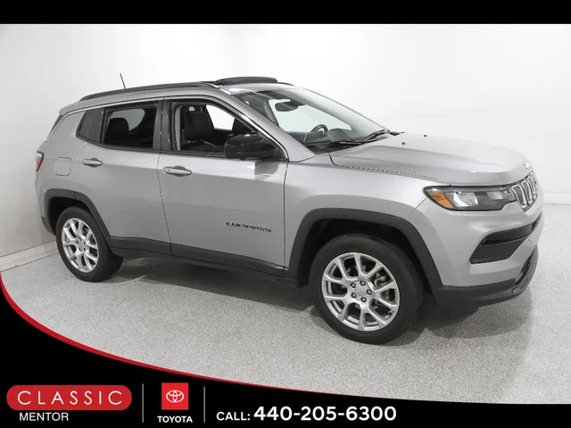2022 Jeep Compass Latitude Lux