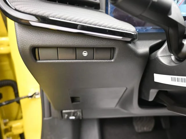 New 2025 Two-tone Yuzu Yellow Metallic / Super Black Nissan SR image 22