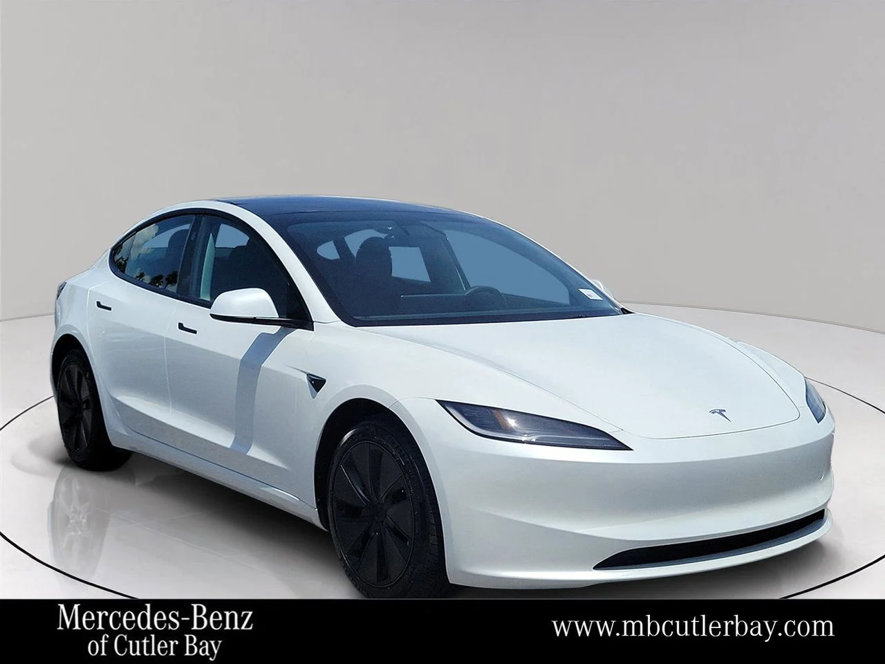 2024 Tesla Model 3 -'s photo