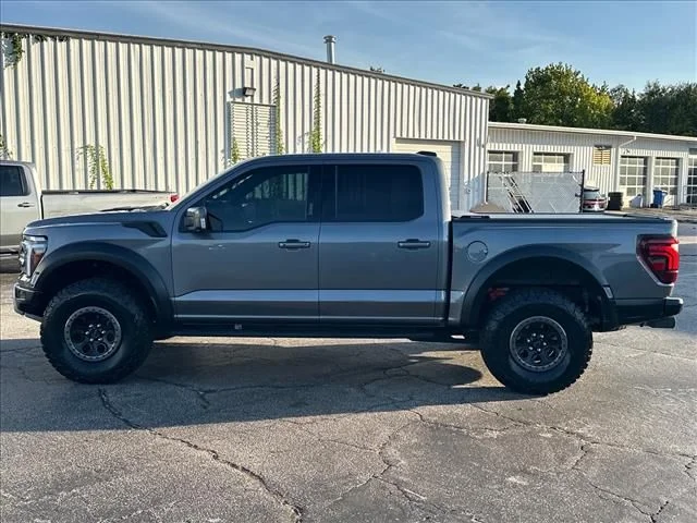 2024 Ford F-150 Raptor - Photo 7
