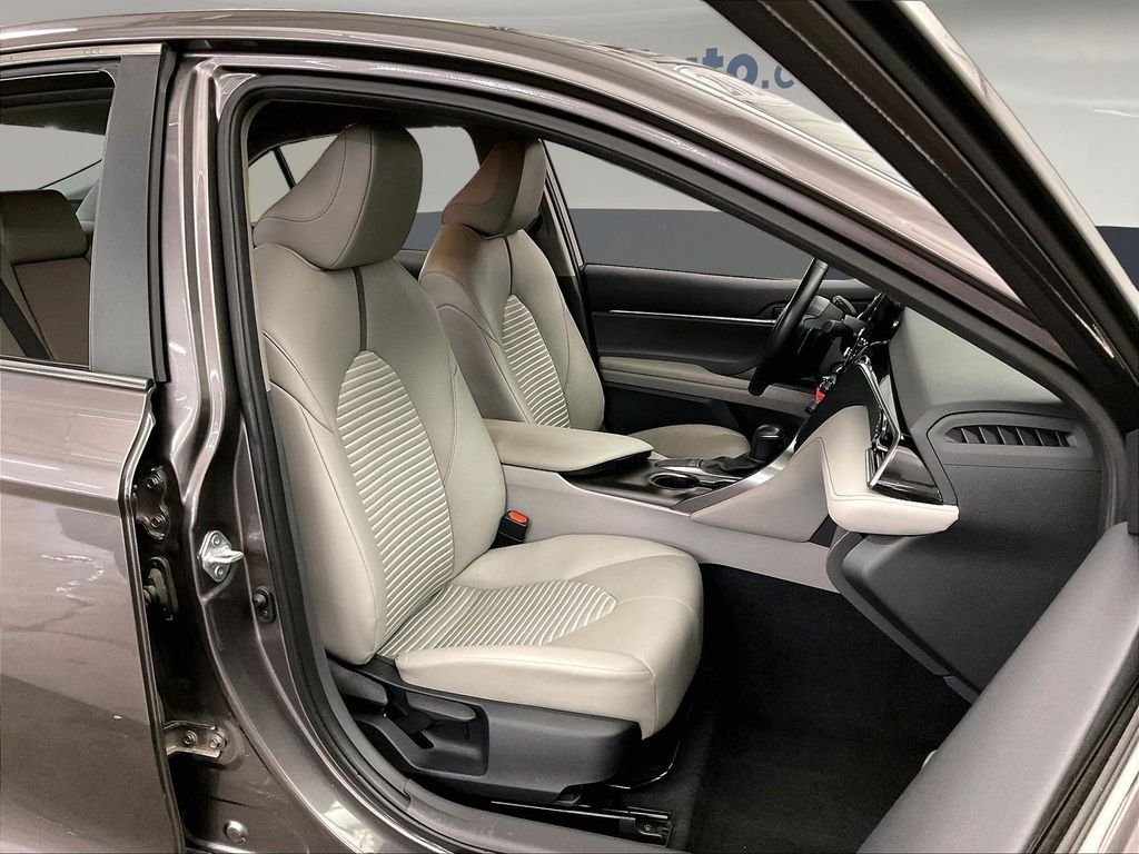 Used 2024 Gray Toyota SE image 10