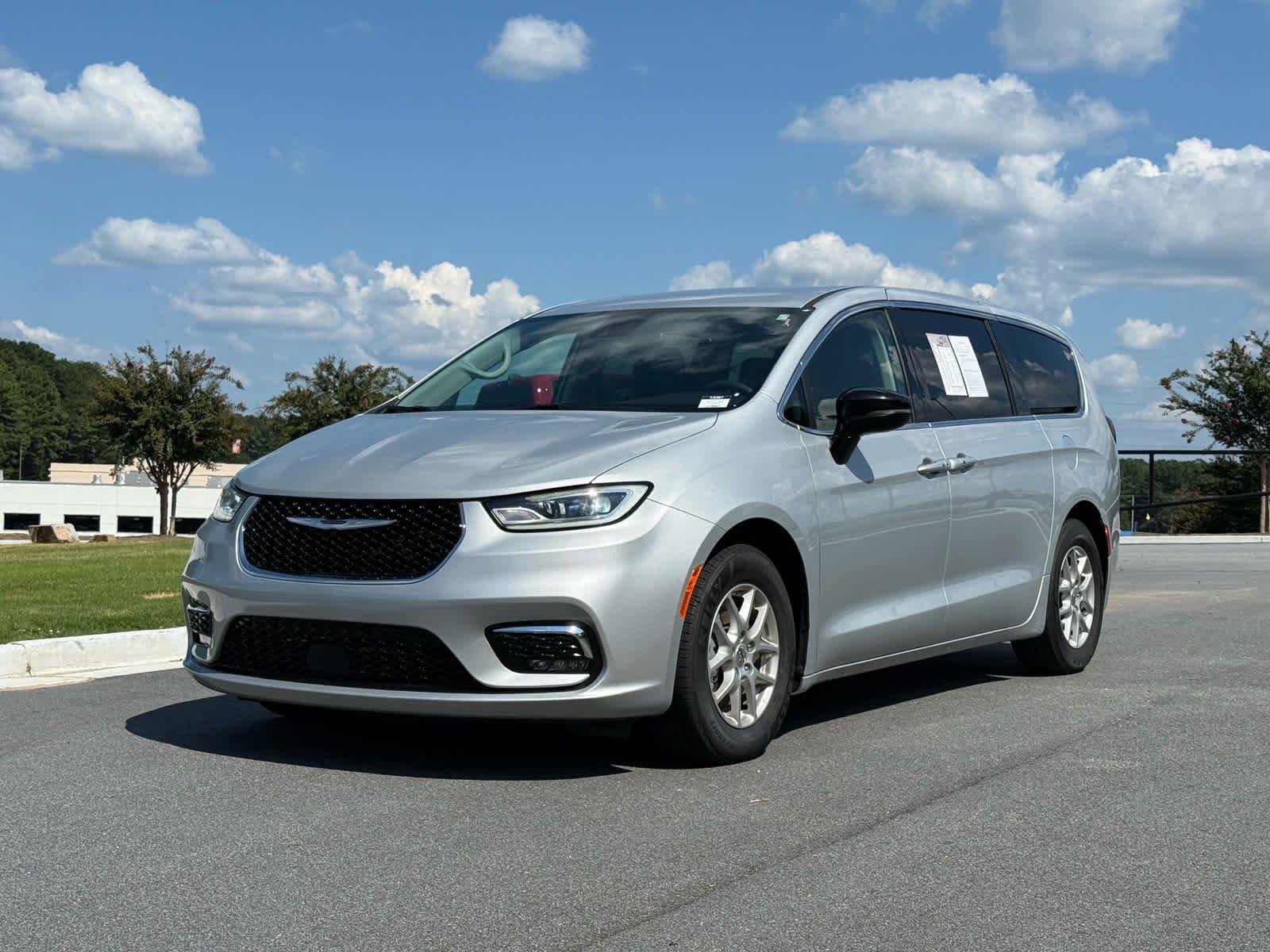 2024 Chrysler Pacifica