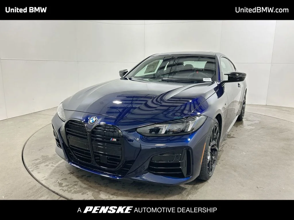 2026 BMW 4 Series M440i Coupe's photo