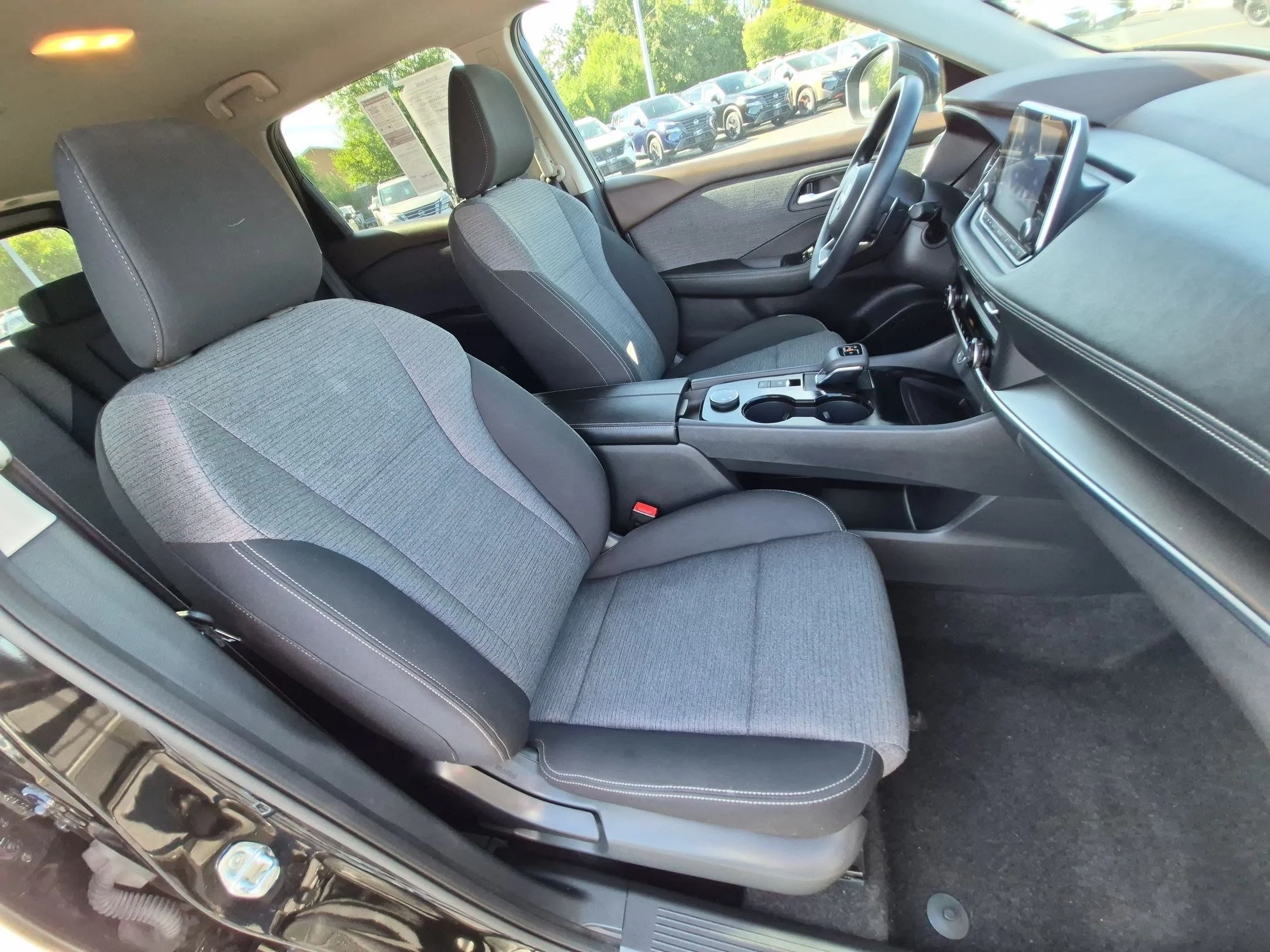 Used 2023 Super Black Nissan SV image 26