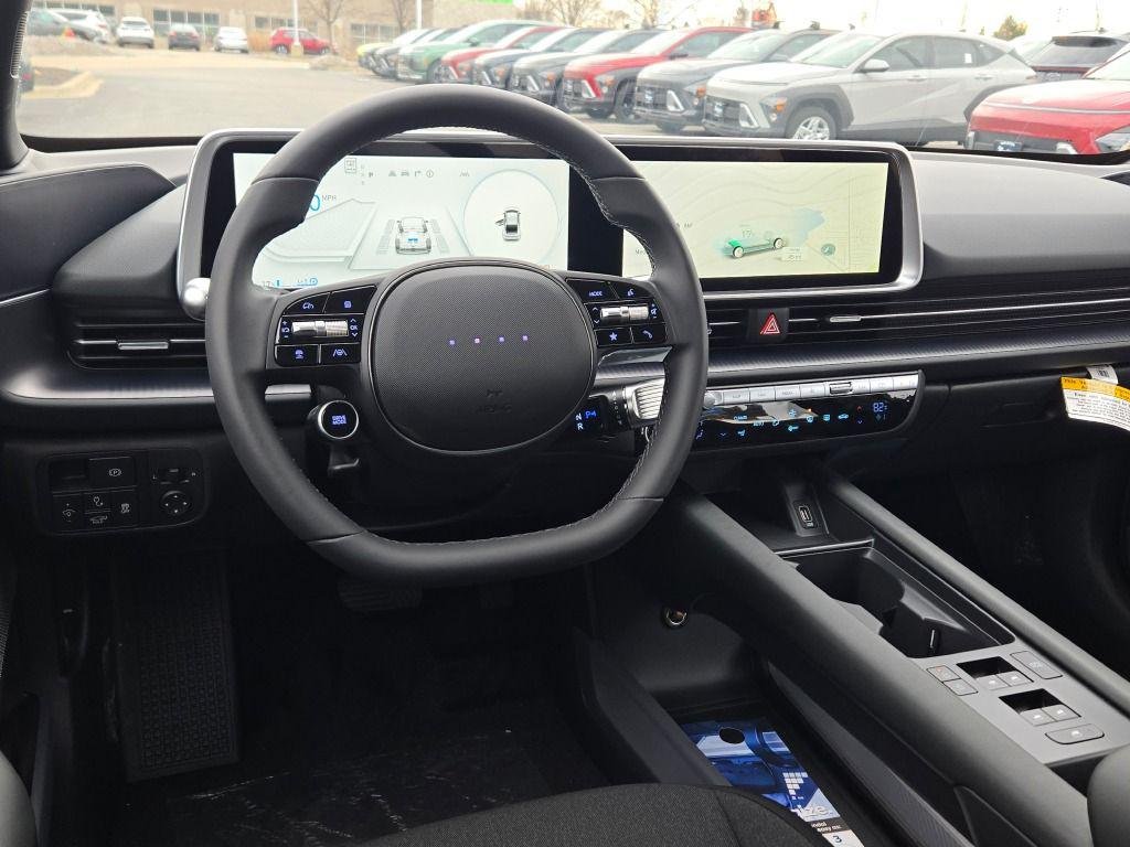 New 2025 White Hyundai SE image 18