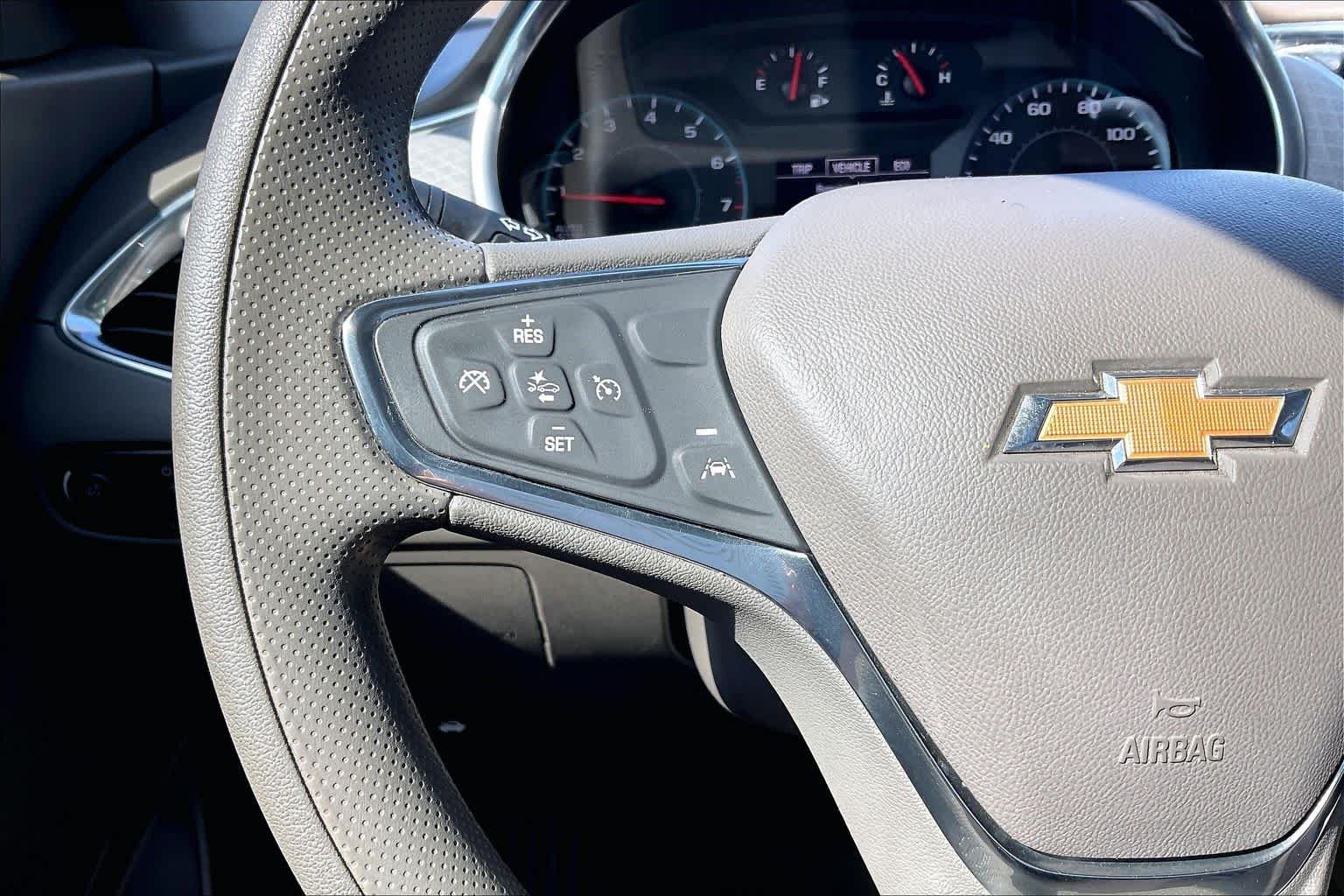 Used 2021 Silver Ice Metallic Chevrolet LT image 18