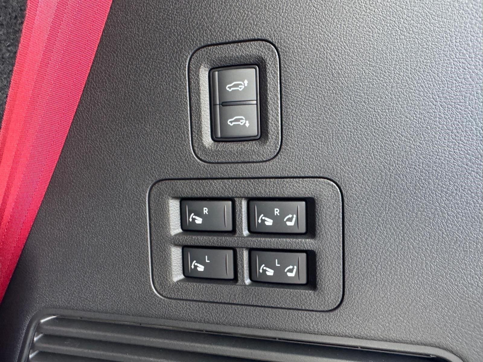 Used 2026 Black Diamond Pearl Nissan NISMO image 13
