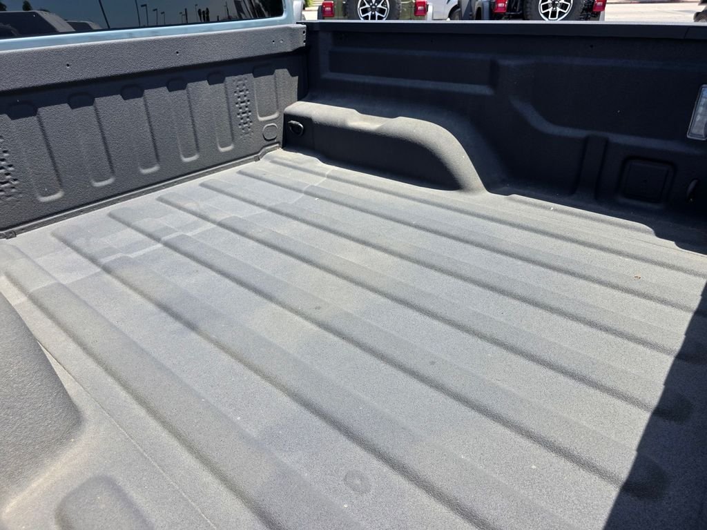 New 2026 Anvil Clear-Coat Exterior Paint Jeep Rubicon X image 11