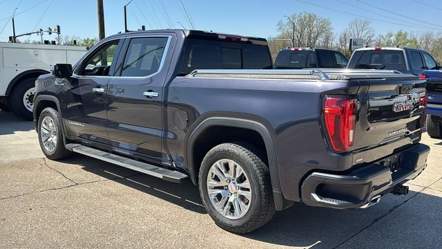 Used 2024 Silver GMC Denali image 10
