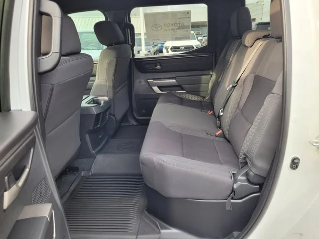 2025 Toyota Tundra SR5 - Photo 23