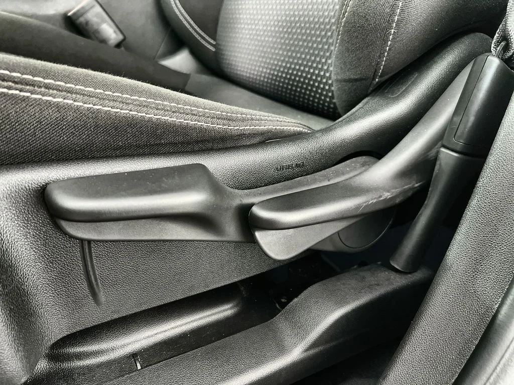 2024 GMC Terrain SLE - Photo 14