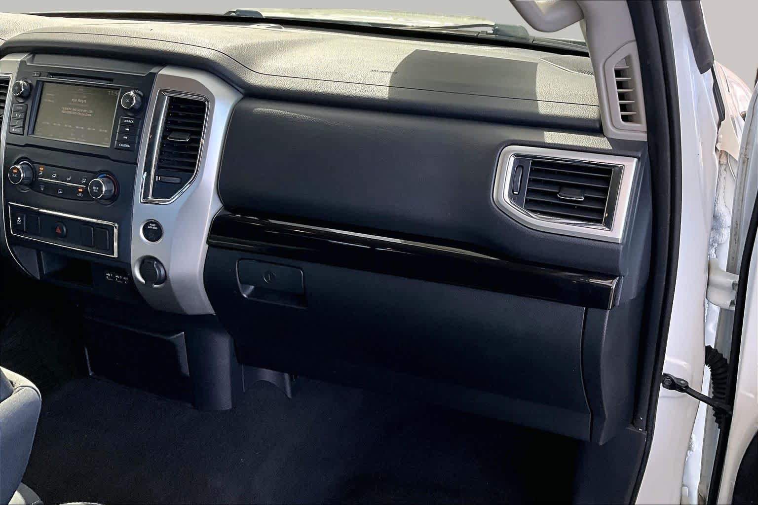 Used 2019 Glacier White Nissan SV image 18