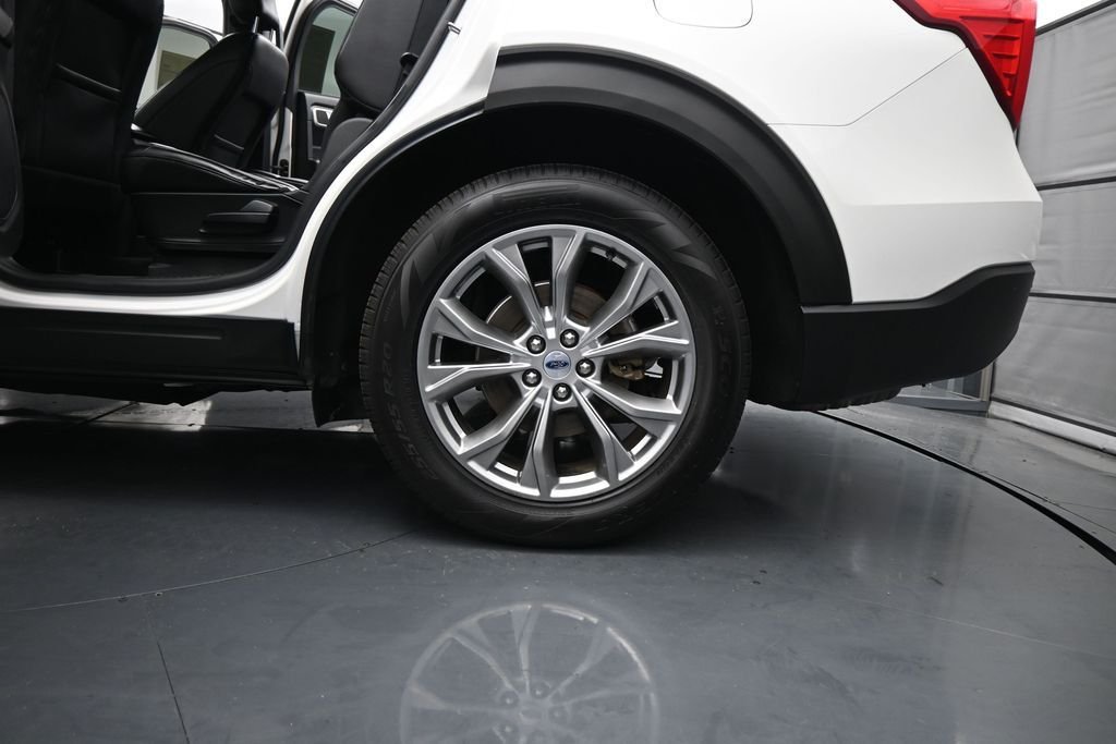 Certified Used 2021 White Ford XLT image 19
