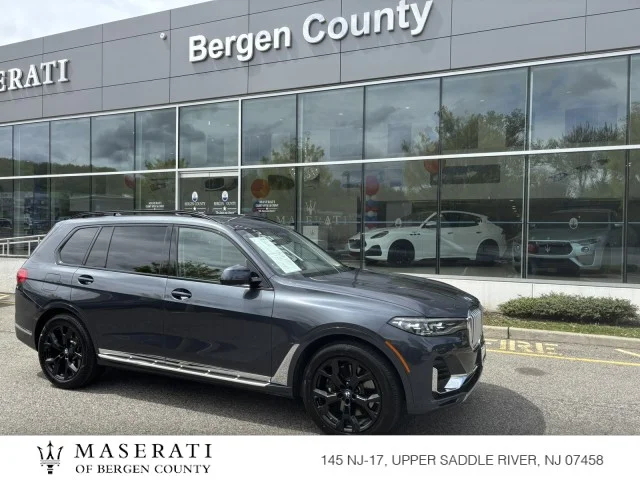 2022 BMW X7 xDrive40i's photo