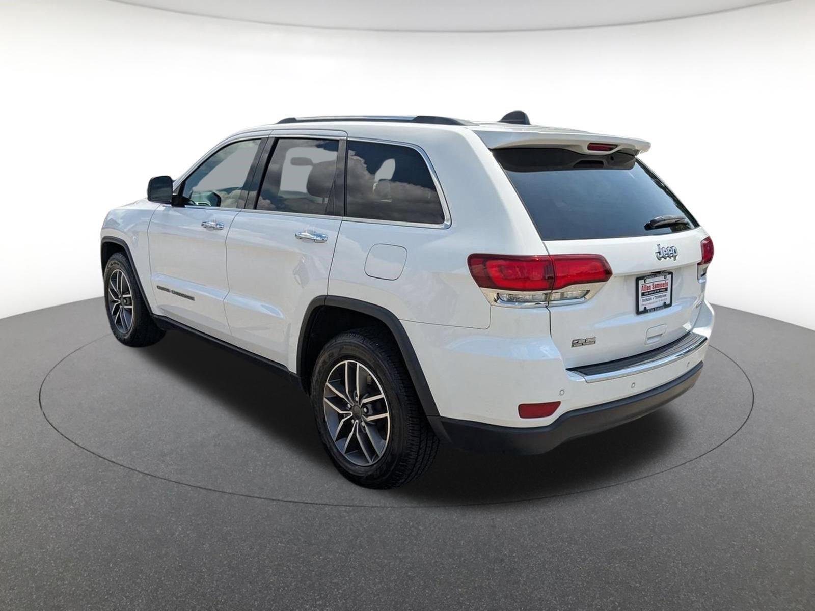Used 2021 Bright White Clearcoat Jeep Limited image 7