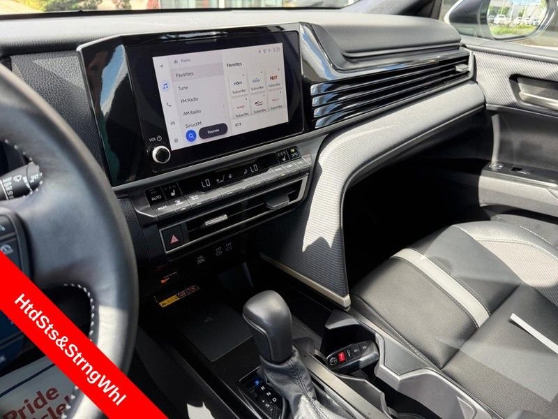 Certified Used 2025 Ice Toyota SE image 25