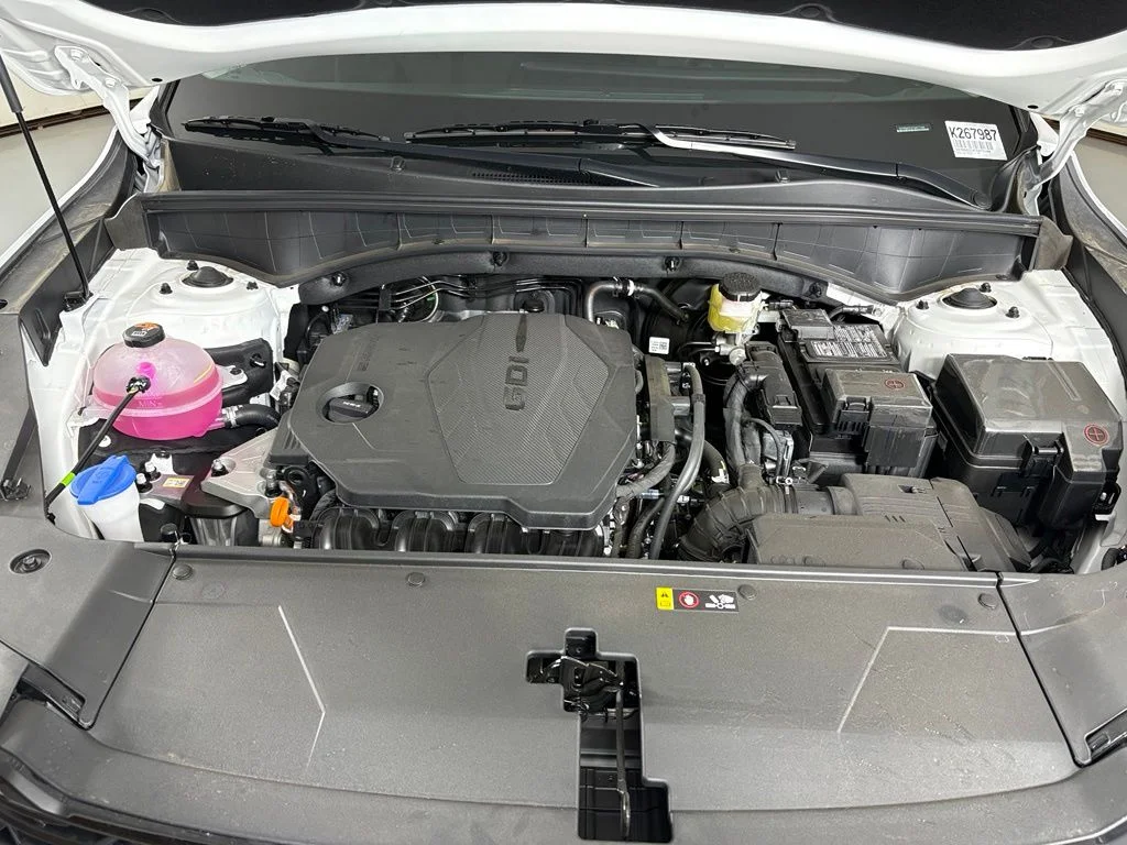 New 2026 Glacial White Pearl Kia LX image 44