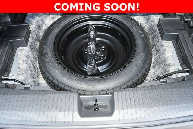 Used 2021 Gray Nissan SL image 23