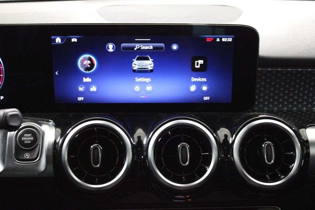 Certified Used 2026  Mercedes-Benz GLB 250 image 26