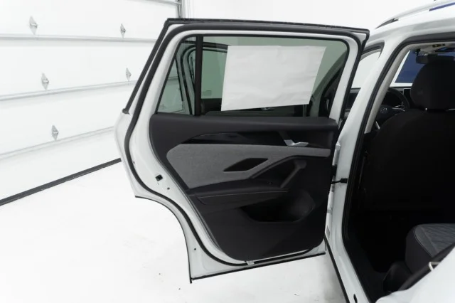 New 2026 Pure White Volkswagen 2.0T S image 17