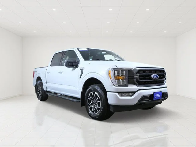 Certified Used 2022 White Ford XLT image 1