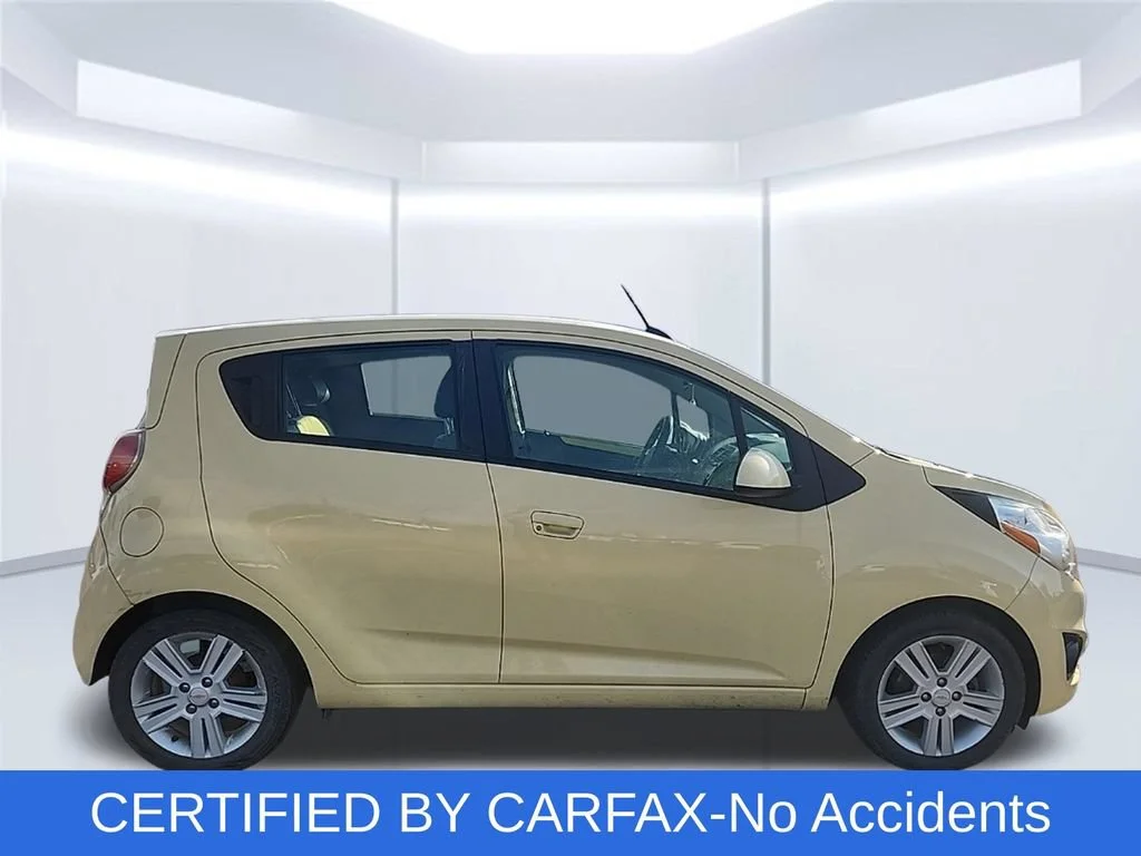 Used 2015 Chevrolet Spark 1LT with VIN KL8CD6S9XFC707672 for sale in Northfield, Minnesota