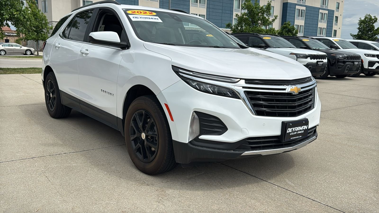 Used 2022 White Chevrolet LT image 2